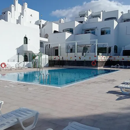 Sunset Aloha Garden Apartment *